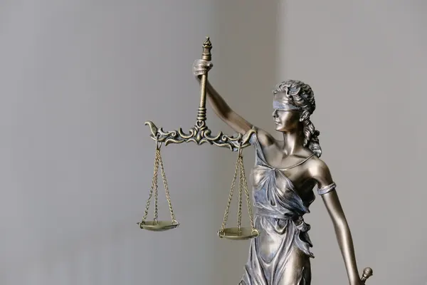 kryptowaehrungsmarkt-im-aufschwung-eine-analyse-der-dynamiken-und-regulatorischen-entwicklungen