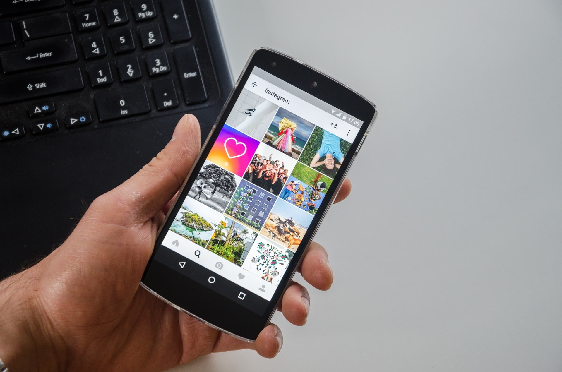 instagram-nft-integration