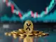 xrp-im-fokus-historische-tief-volatilitaet-rechtsstreit-und-kursprognosen-bis-2025